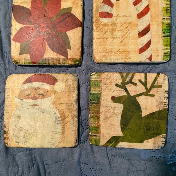 Set of 4 beautiful decoupage holiday coasters - Picture 3 of 5